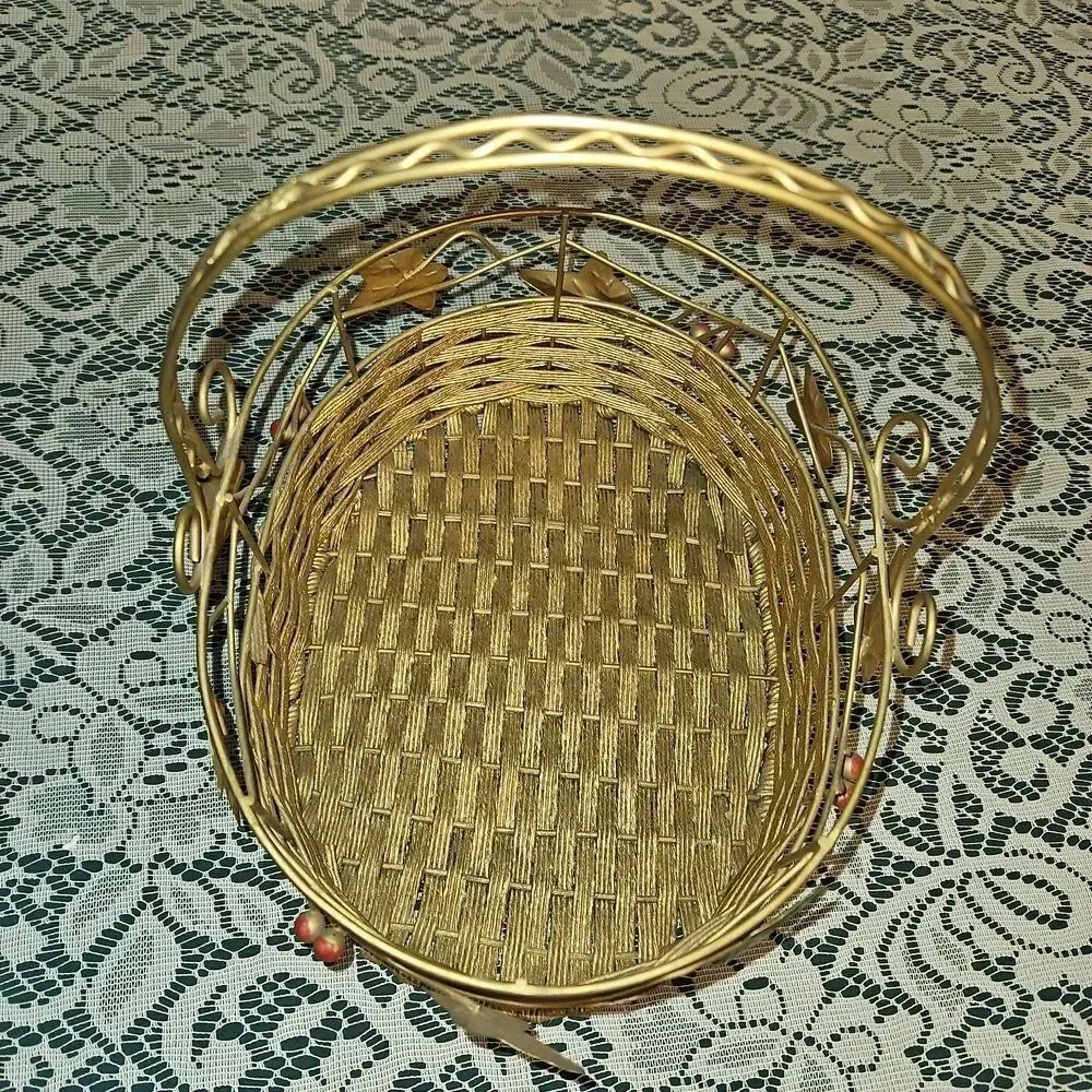 Gold Woven Metal Holiday Basket Decor